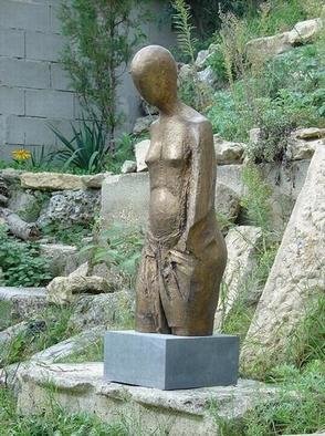 Venelin Ivanov; Torso, 2005, Original Sculpture Bronze, 33 x 105 cm. 