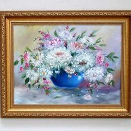 Valda Fitzpatrick: 'white and pink chrysanthemums', 2019 Oil Painting, Floral. Artist Description: I grow my own flowers, It is wheremy inspiration is always available.  Mum flowers are one of my favorite flowers I love to paint.  For this painting I chose a soft color scheme as it conveys a more tranquil feeling and atmosphere.  Chrysanthemums come in many beautiful ...