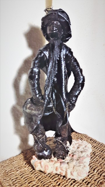Laura Scott  'Dandy Man', created in 2016, Original Sculpture Clay.