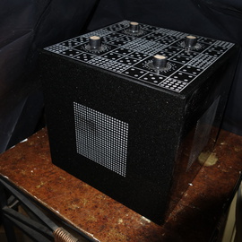Radionic Cube F17, Duncan Laurie